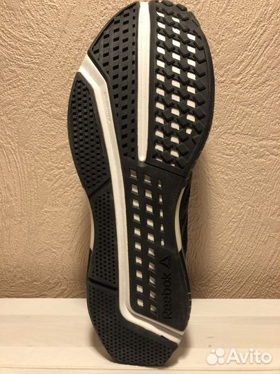 Кроссовки reebok