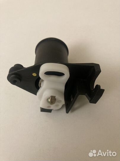 Личинка замка багажника Форд фьюжн
