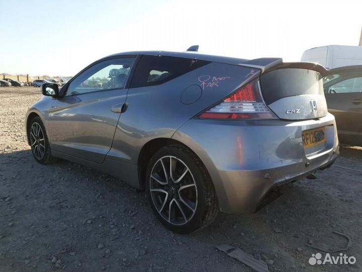 В разборе honda cr-z