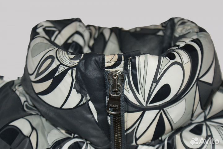 Стильное женское пальто от Emilio Pucci