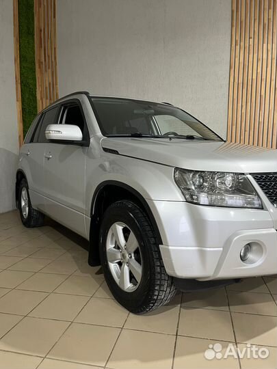 Suzuki Grand Vitara 2.0 AT, 2010, 136 000 км