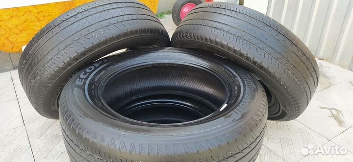 Bridgestone Ecopia EP850 215/65 R16