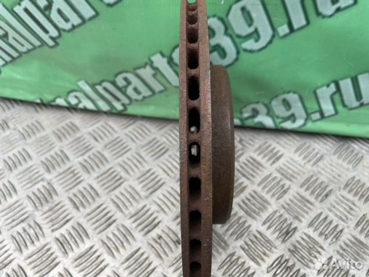 Диск тормозной передний Mercedes-Benz W124 M102