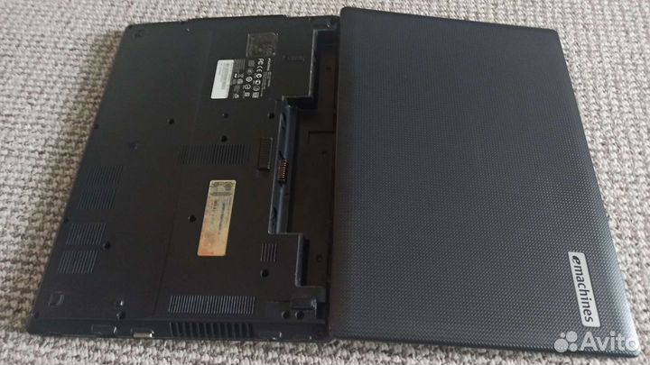 Ноутбук eMachines d443 на запчасти