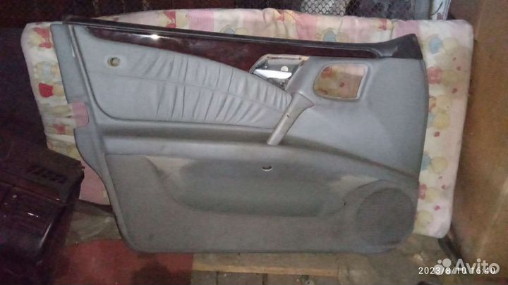 Салон на mercedes w210