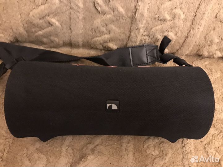 Блютуз колонка Nakamichi Punch