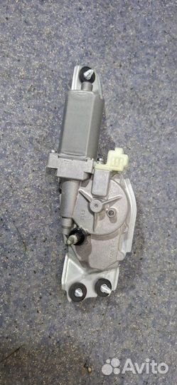 Моторчик заднего дворника Kia Carnival KA4 D4HE