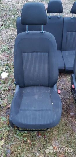 Сиденья комплект Volkswagen Polo Салон