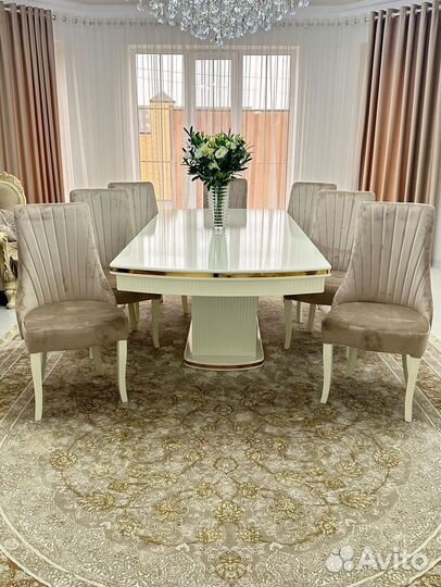 Кухонный стол. Доставка по всей России