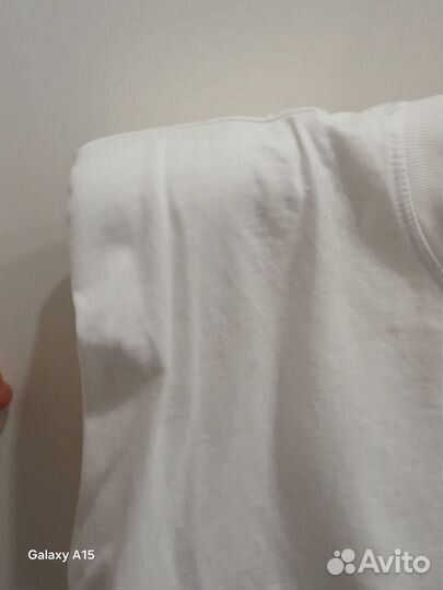 Футболка Zara с плечикамм