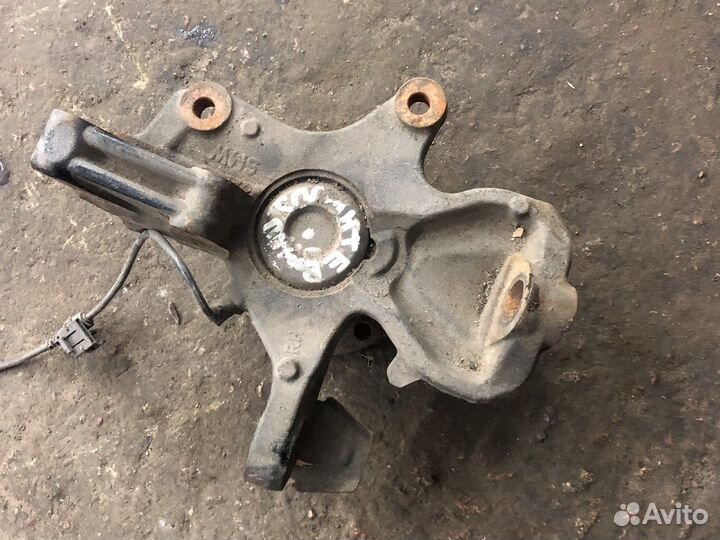 Поворотный кулак передний mercedes sprinter 906