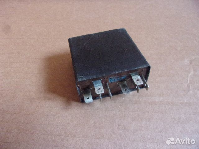 Ауди 80 / 100 82-87г., реле холостого хода