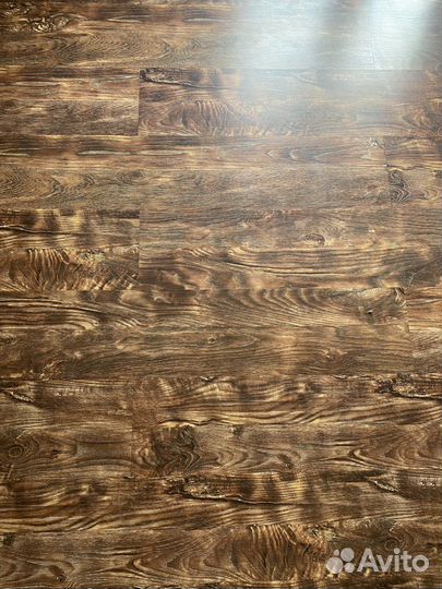 Продаю ламинат