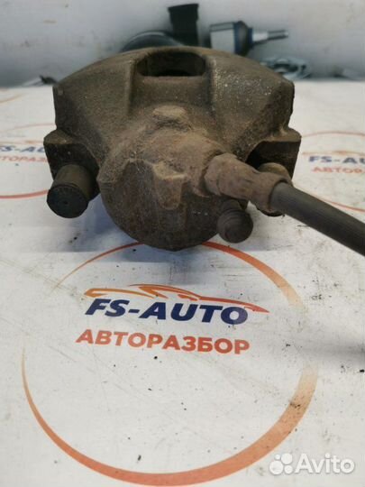 Суппорт тормозной передний правый Ford Kuga 1 2.0