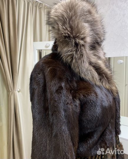 Шубка норковая с капюшоном 44-46 р