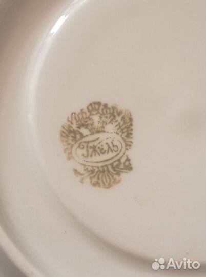 Набор столовой посуды на 10 персон. Гжель