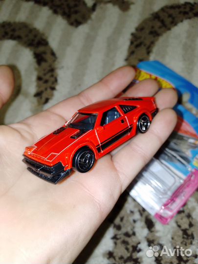 Машинки хотвилс