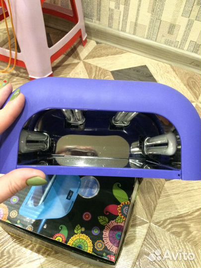 Лампа уф для маникюра и безворсовые салфетки