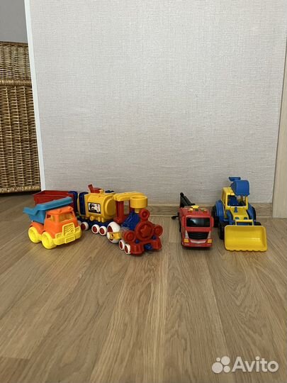 Игрушки пакетом машинки