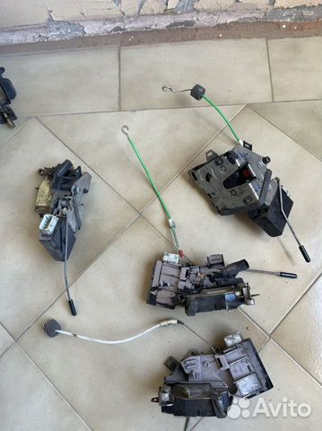 Замок двери бмв Е39 5 серии