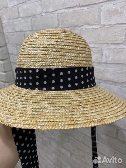Шляпа женская соломенная