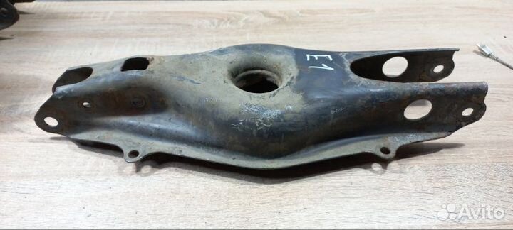 Рычаг задний левый Mercedes-Benz E-Class W212 W