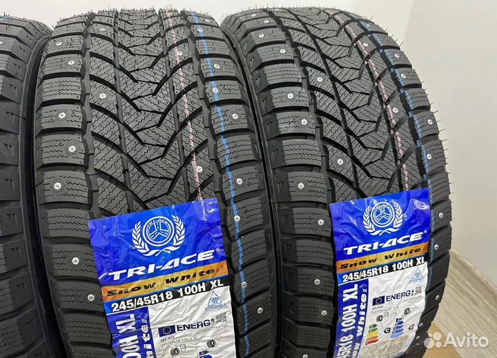 Tri Ace Snow White II 245/45 R18 70H