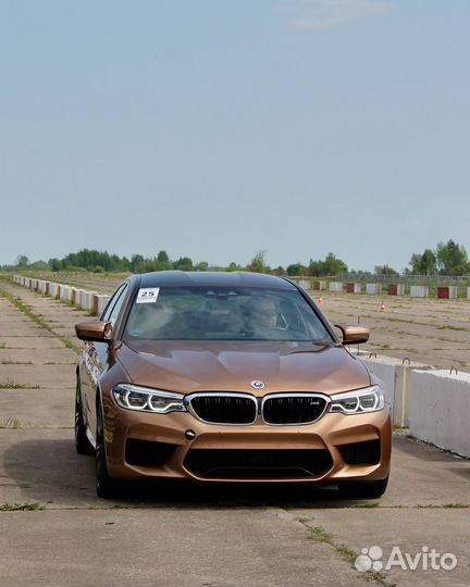 Автомобильный фотограф