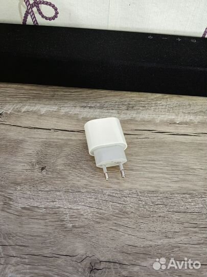 Сетевое зарядное устройство apple