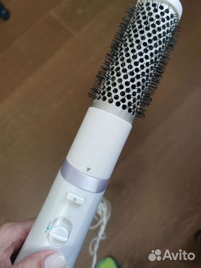Фен щетка Philips essential care