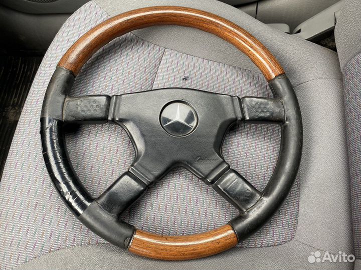 Оригинальный руль Mercedes lorinser momo italy