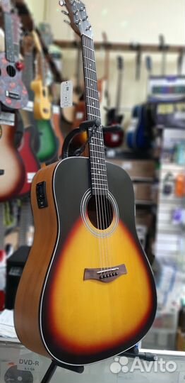 Электроакустическая гитара со Звукоснимателем