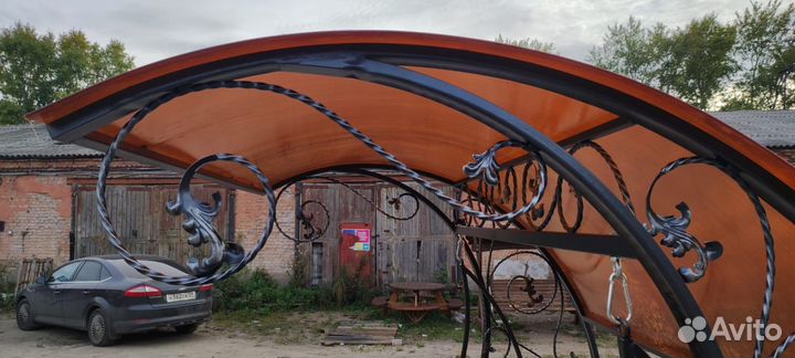 Дачная скамейка прочная и долговечная