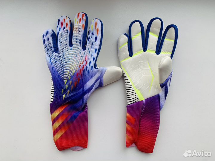 Футбольные перчатки adidas