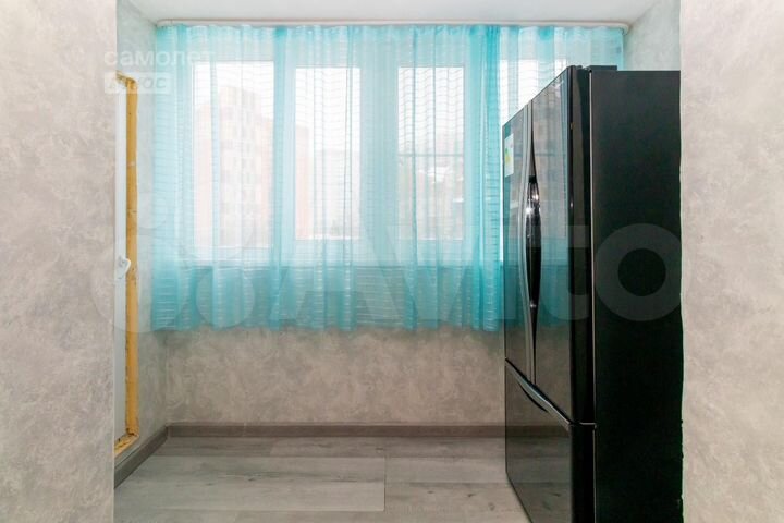 2-к. квартира, 55 м², 1/17 эт.