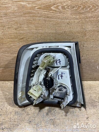 Фонарь правый BMW E34 Арт. 111327