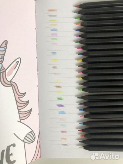 Набор цветных карандашей