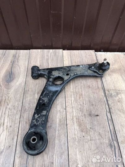 Рычаг правый Lifan Solano 620 1.5 2010