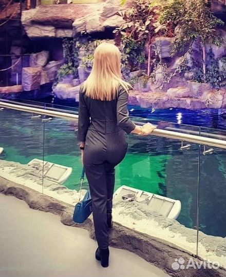 Комбинезон женский, костюм