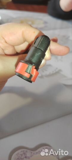 Топливная трубка на Land Cruiser 120 Prado