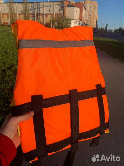 Спасательный жилет AquaProtector Ultra 100