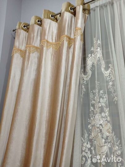 Бархатные портьеры со стеклярусом на два окна