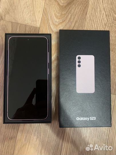 Samsung Galaxy S23, 8/128 ГБ