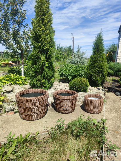 Кашпо для цветов из ротанга