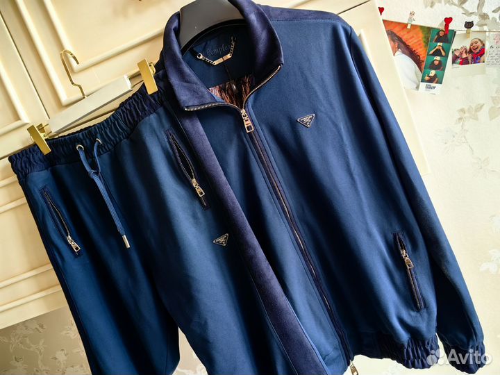 Prada новый спортивный костюм р50-52-54-56-58