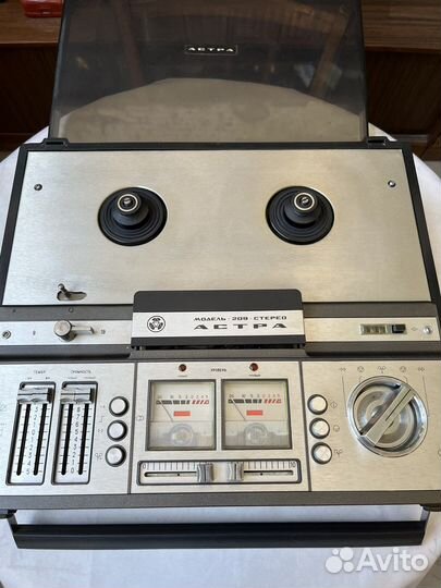 Катушечный магнитофон астра 209 СССР
