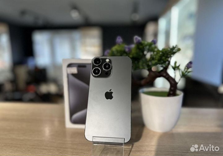 iPhone Xr в корпусе 15 Pro