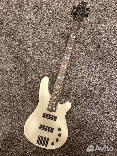 Активная Бас гитара Harley Benton b450
