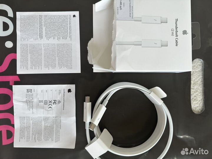 Кабель Apple Thunderbolt Новый из Restore