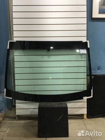 Лобовое стекло Peugeot Partner / Citroen Berlingo